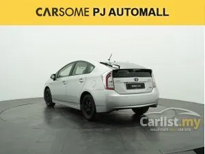 2013 Toyota Prius 1.8 Luxury Hatchback