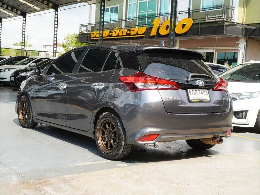 2018 Toyota YARIS G Hatchback