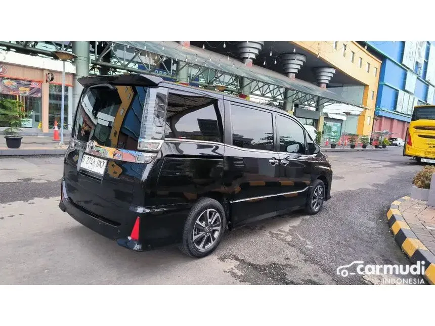 2019 Toyota Voxy MPV