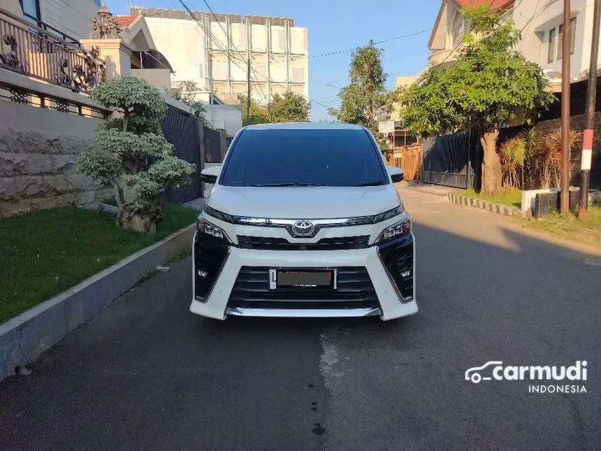 2018 Toyota Voxy Wagon