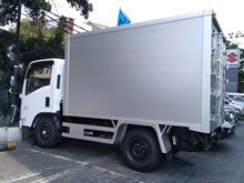 Isuzu ELF NLR 55 4 Ban Engkel