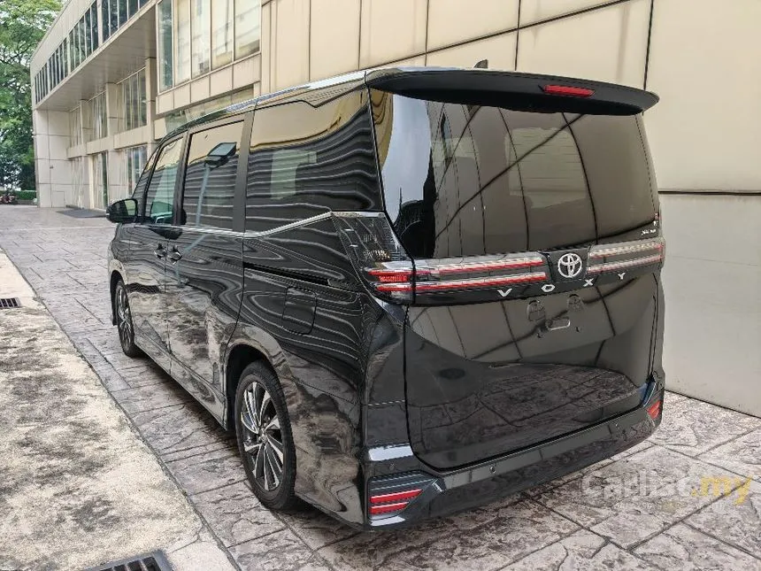 2023 Toyota Voxy S-Z MPV