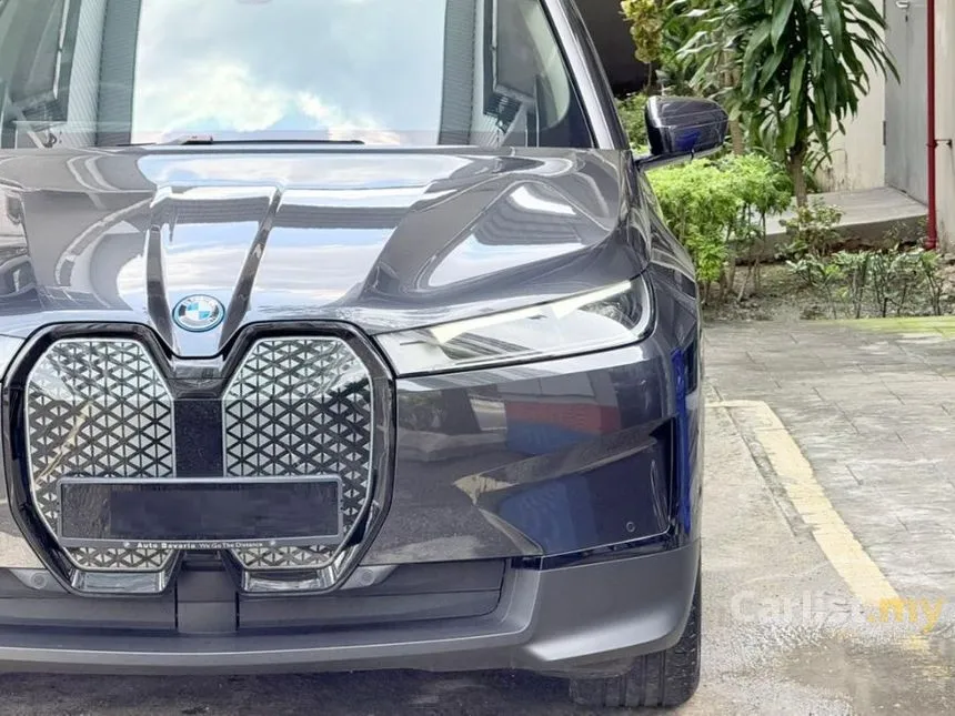 2023 BMW iX xDrive40 SUV