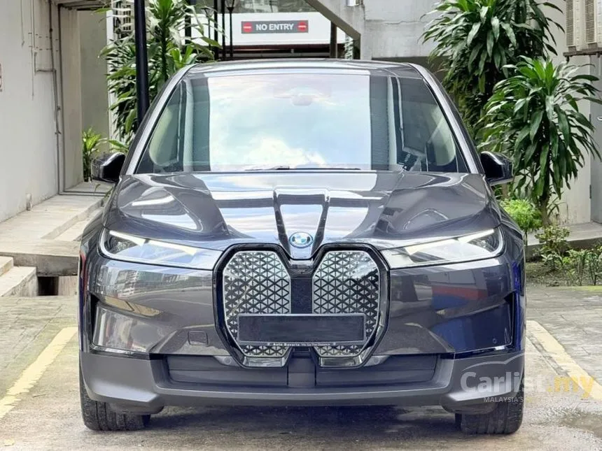2023 BMW iX xDrive40 SUV