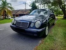 Mercedes-Benz 2.0(A) E200 W210 AVANTGARDE (ANTIQUE)