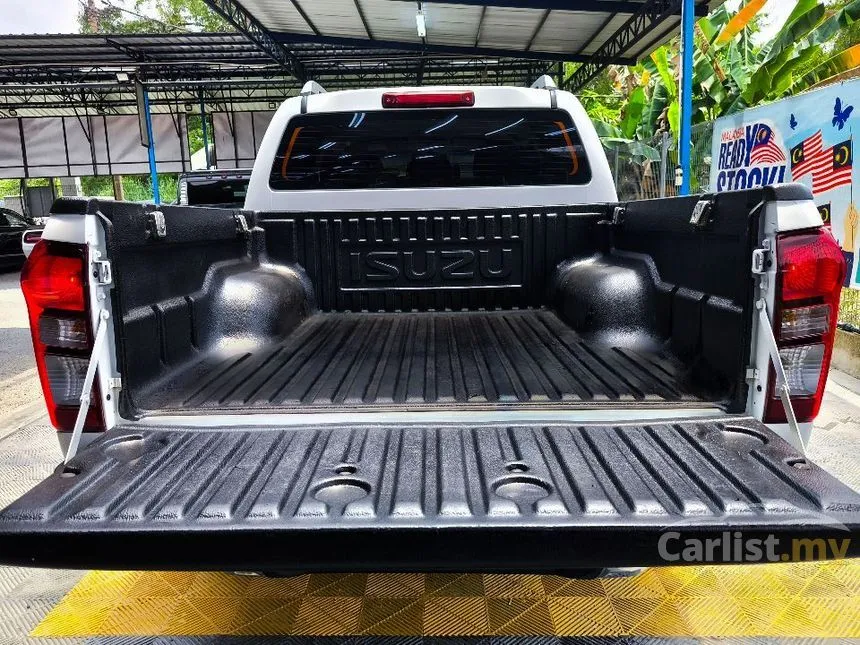 2017 Isuzu D-Max Dual Cab Pickup
