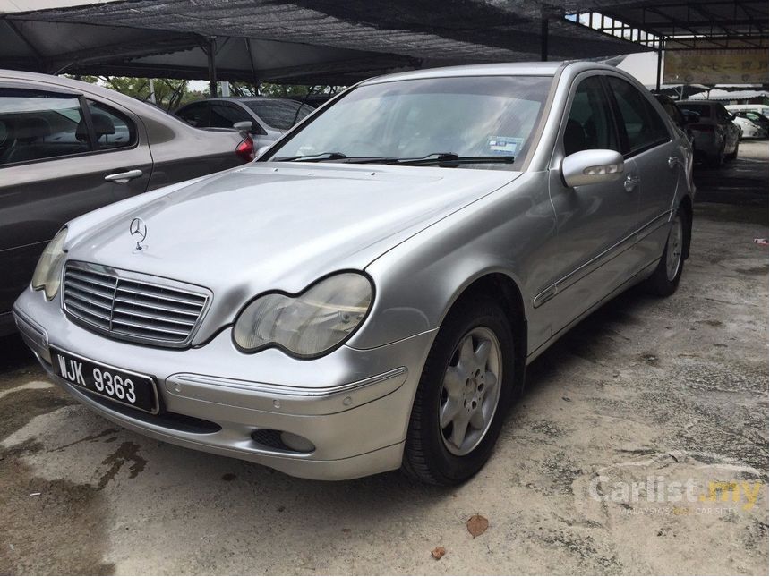 Mercedes-Benz C200 2001 avantgarde 2.0 in Kuala Lumpur 