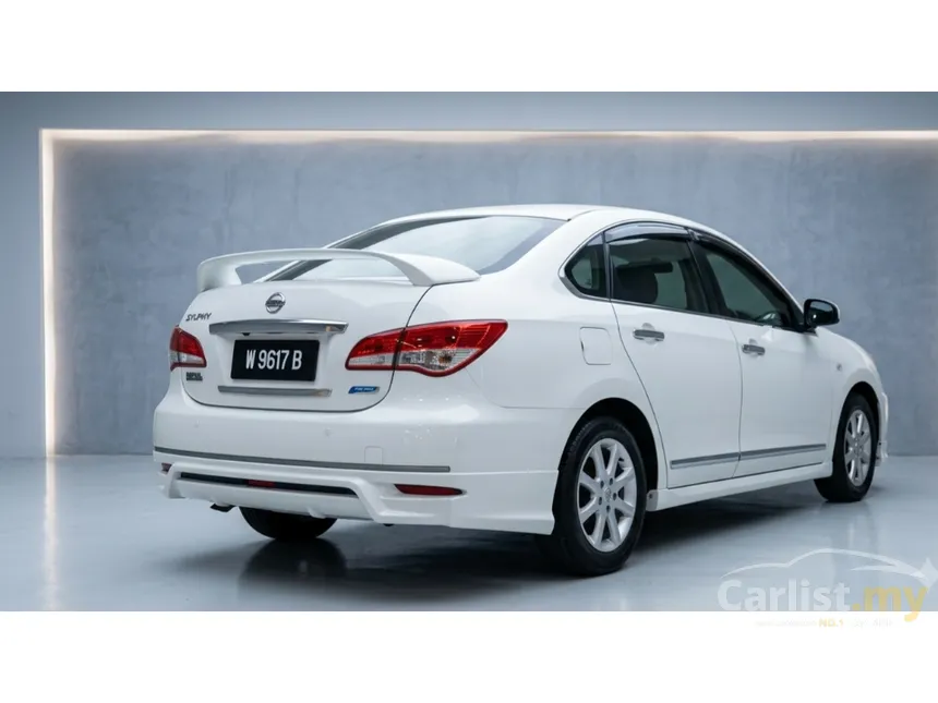 2013 Nissan Sylphy XL Luxury Sedan