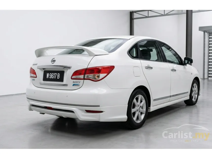 2013 Nissan Sylphy XL Luxury Sedan