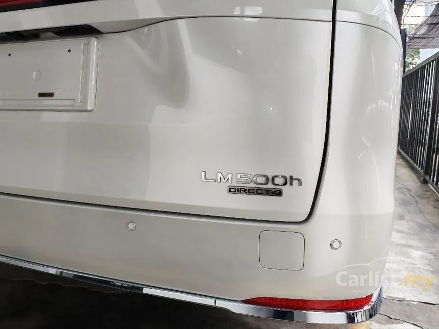 2024 Lexus LM 500h Version L 6 Seater MPV