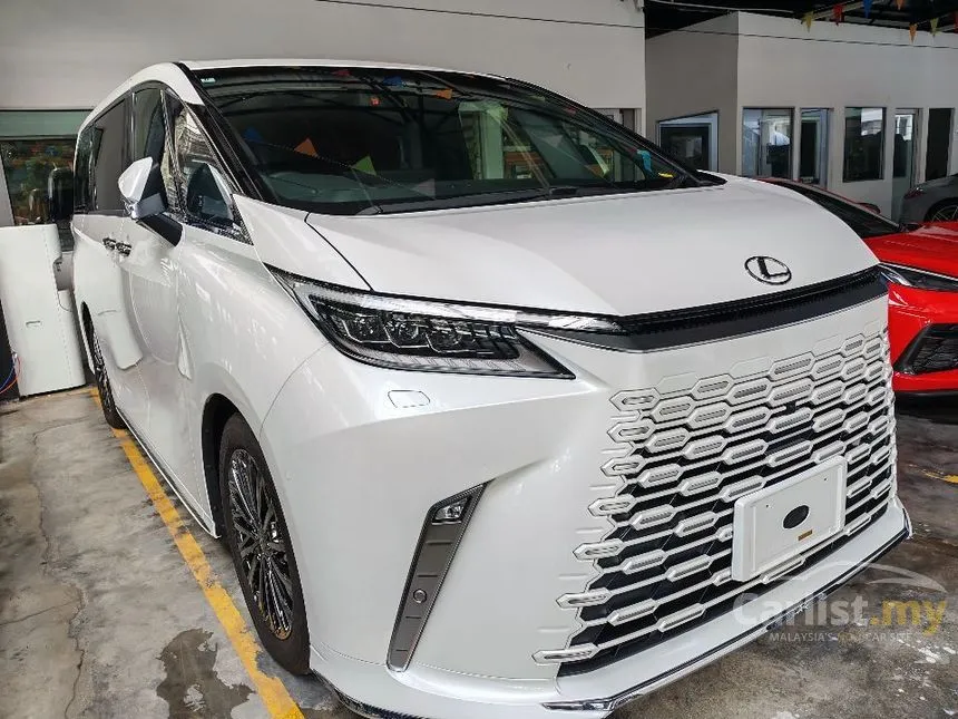 2024 Lexus LM 500h Version L 6 Seater MPV