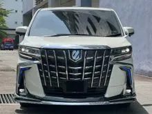 2022 Toyota Alphard 2.5 SC/UPGRADED DYNAVIN MONITOR/SUNROOF/DIM/BSM/MODElLLISTA/NUMBER 7777 FOLLOW GO