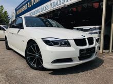 BMW 320i M-SPORT 1 YR WTY 2007,M-SPORT STEERING,FULL LEATHER SEATS,CRYSTAL WHITE IN COLOUR,M-SPORT RIMS,SELDOM USE,ONE DATIN OWNER
