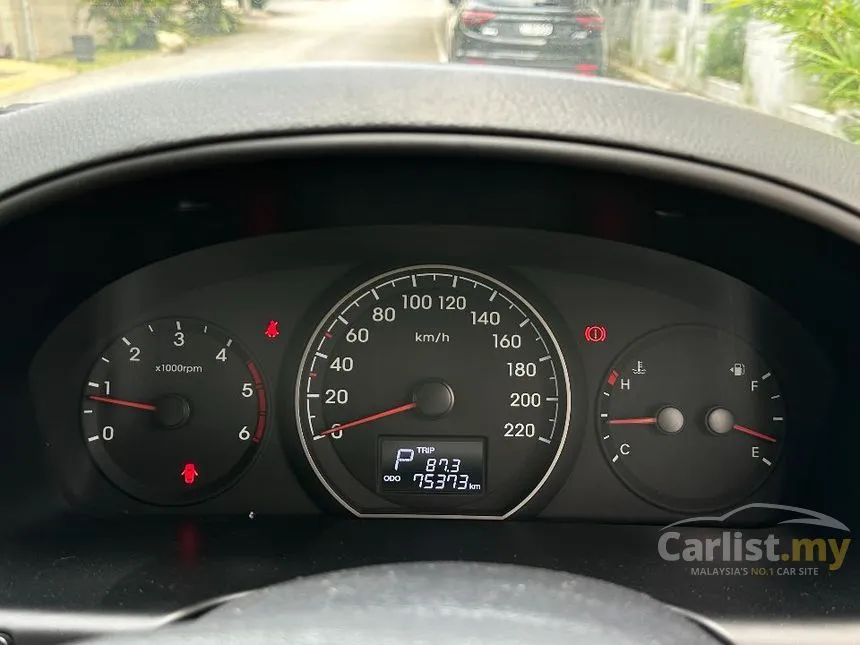 2019 Hyundai Grand Starex Executive MPV