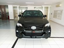 2018 Toyota Fortuner 2.4 TRD SUV