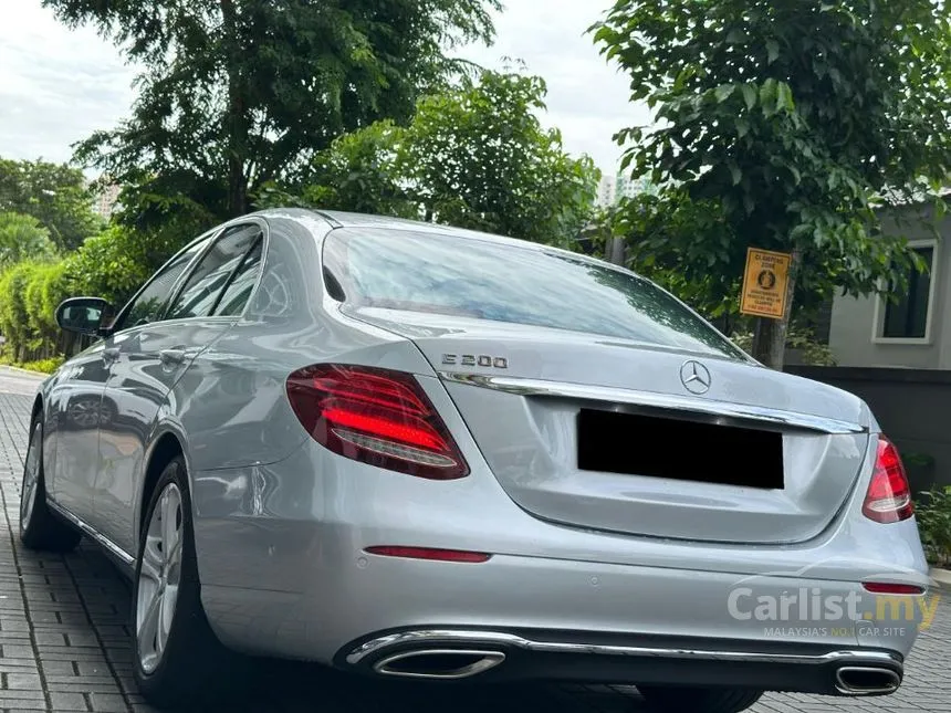 2017 Mercedes-Benz E200 Avantgarde Sedan