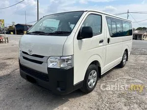 2025 Toyota Hiace 3.0 Window Van Van