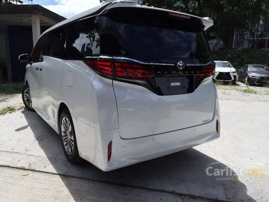 2024 Toyota Alphard Z 7-Seater MPV