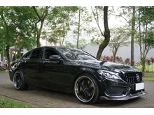 2017 Mercedes-Benz C300 2.0 AMG Line CKD Sedan