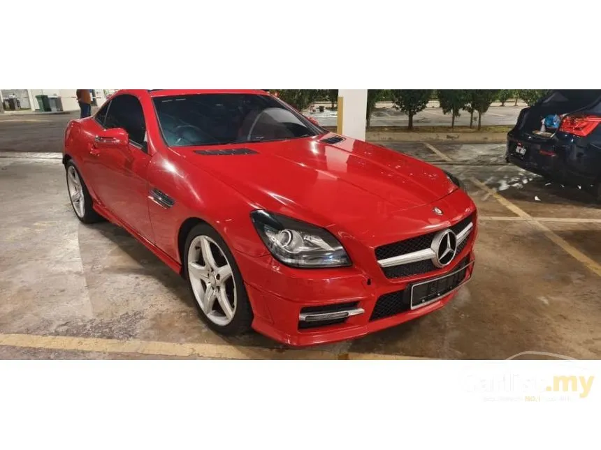 2015 Mercedes-Benz SLK200 AMG Sport Convertible