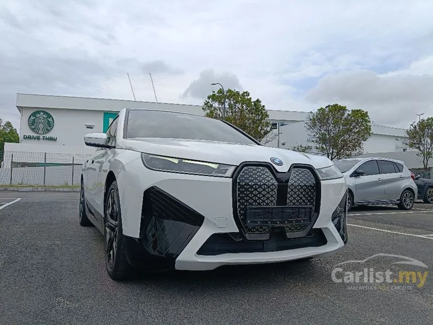 2023 BMW iX xDrive40 Sport SUV