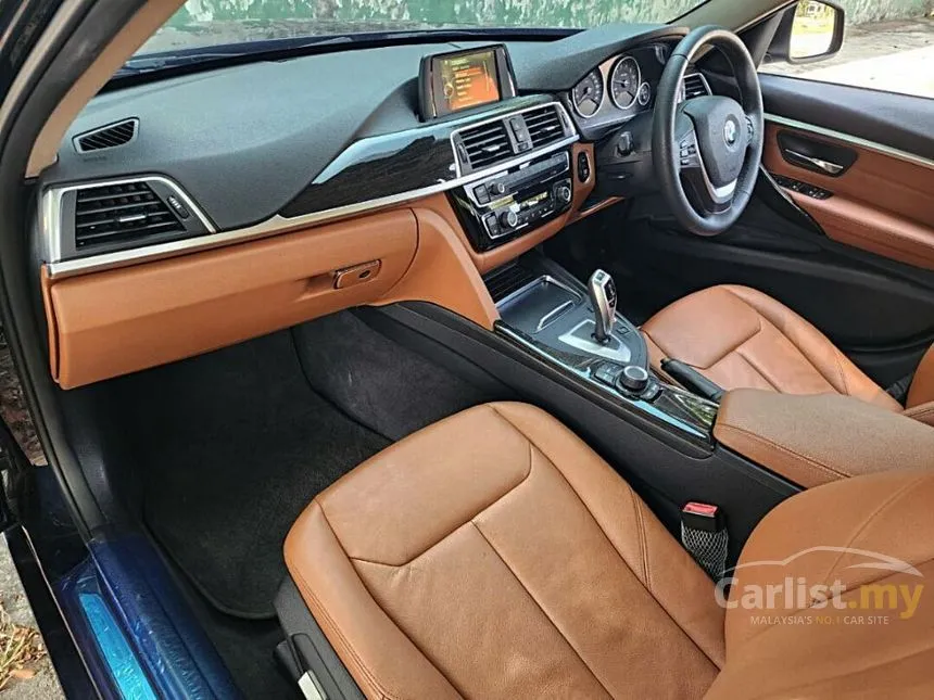 2017 BMW 318i Luxury Sedan