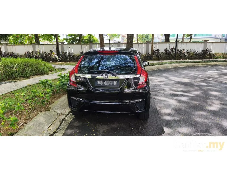 2015 Honda Jazz V Hatchback