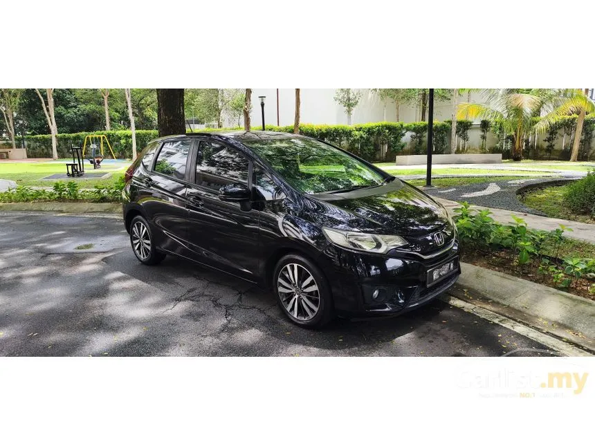 2015 Honda Jazz V Hatchback