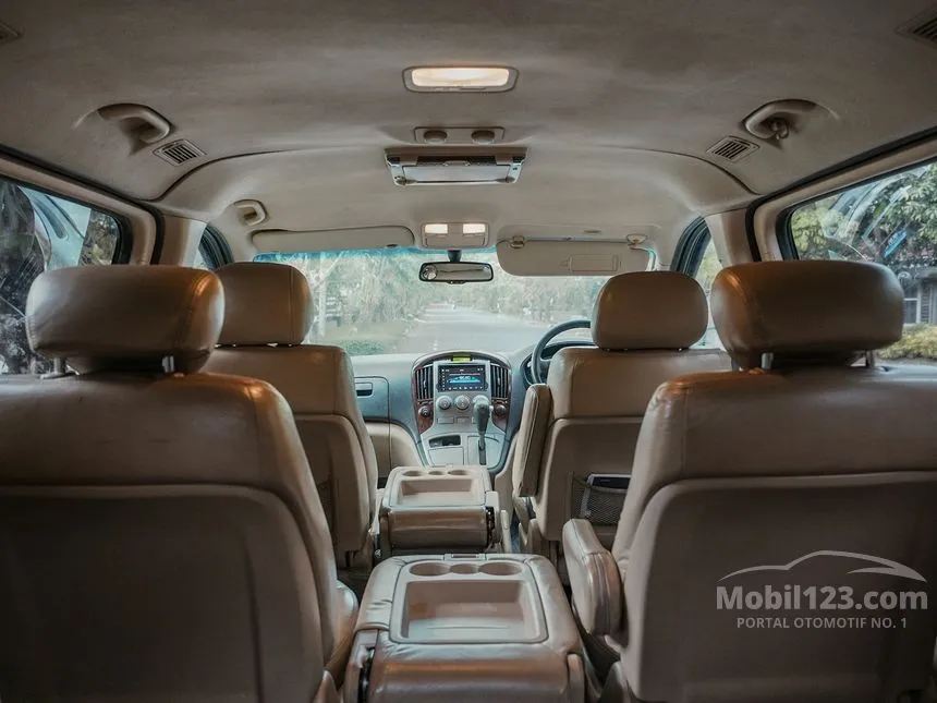 2010 Hyundai H-1 XG MPV