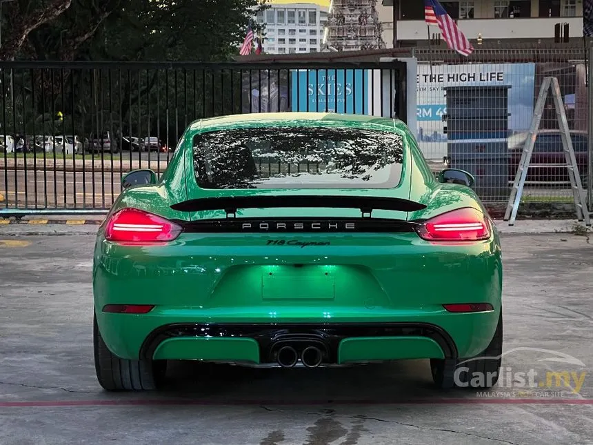 2022 Porsche 718 Cayman Coupe