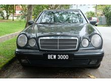 1996 Mercedes-Benz E280 2.8 Elegance Sedan
