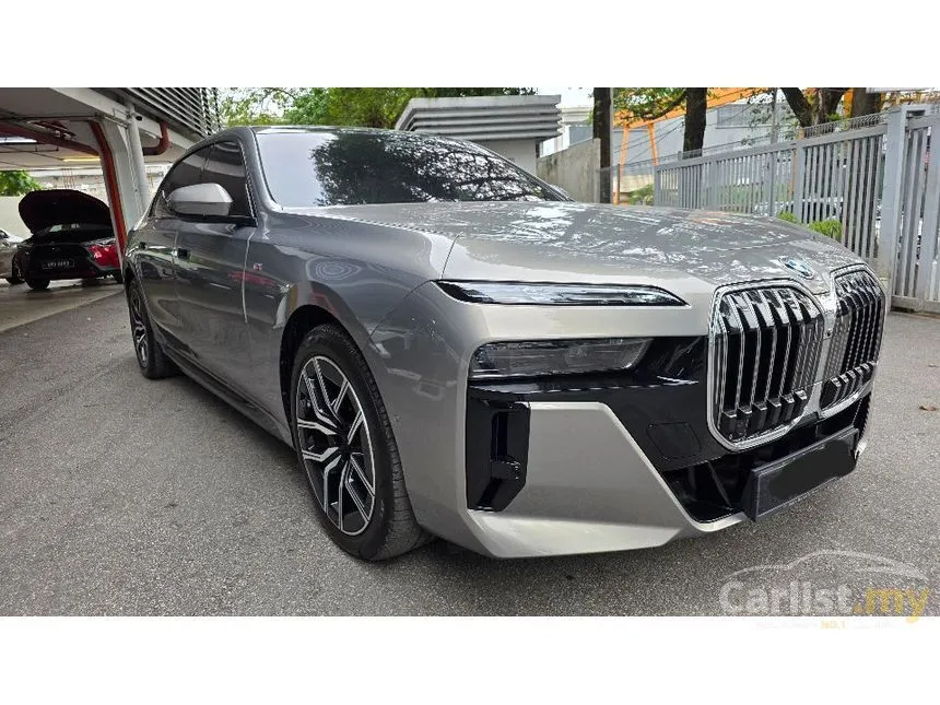 2024 BMW 750e xDrive M Sport Pure Excellence Sedan
