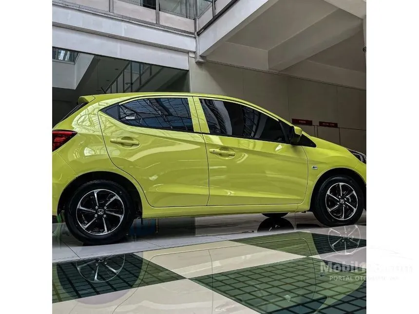 Jual Mobil Honda Brio 2024 E Satya 1.2 di Jawa Barat Automatic Hatchback Lainnya Rp 121.934.000