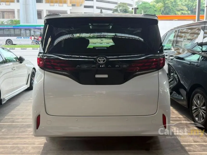 2023 Toyota Alphard Z MPV