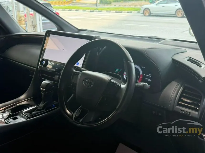 2023 Toyota Alphard Z MPV