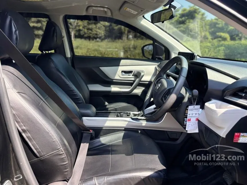2025 Toyota Veloz (Premium Color) MPV