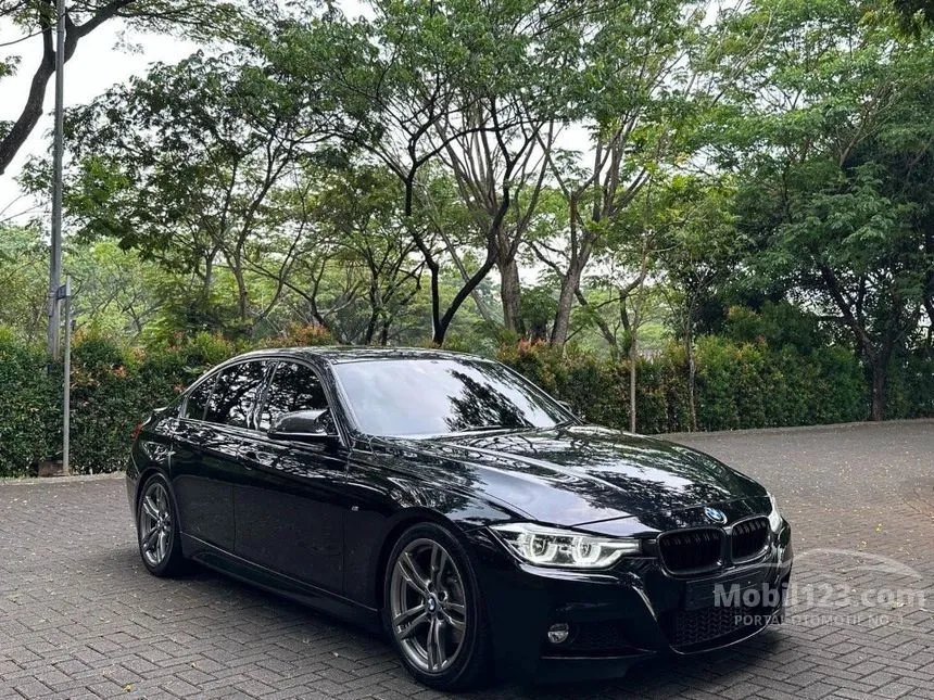 2018 BMW 330i M Sport Sedan