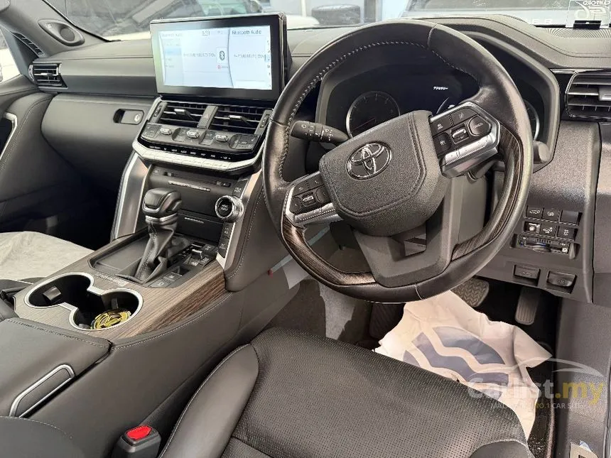 2023 Toyota Land Cruiser J300 ZX SUV