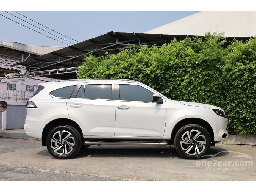 2022 Isuzu MU-X Ultimate SUV