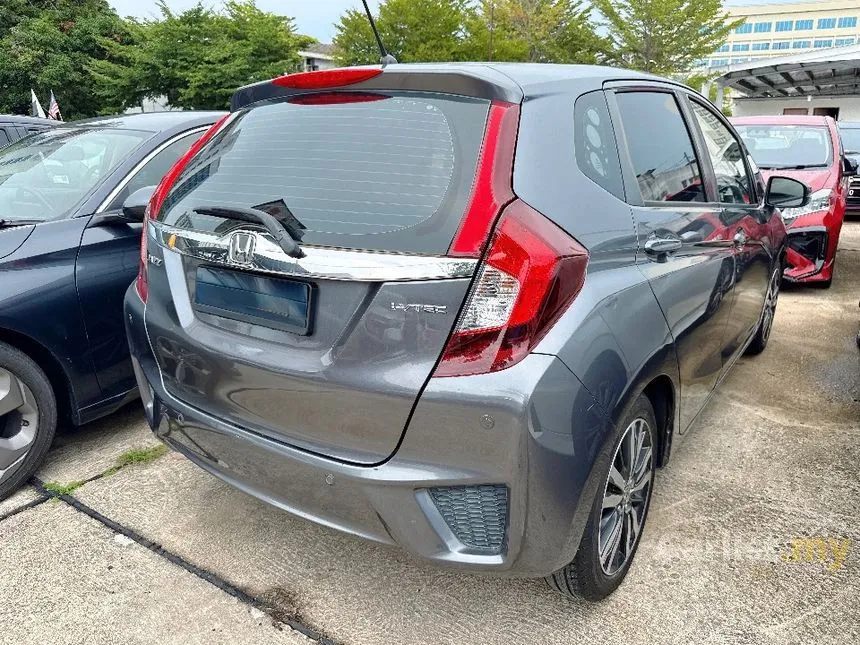 2015 Honda Jazz V Hatchback