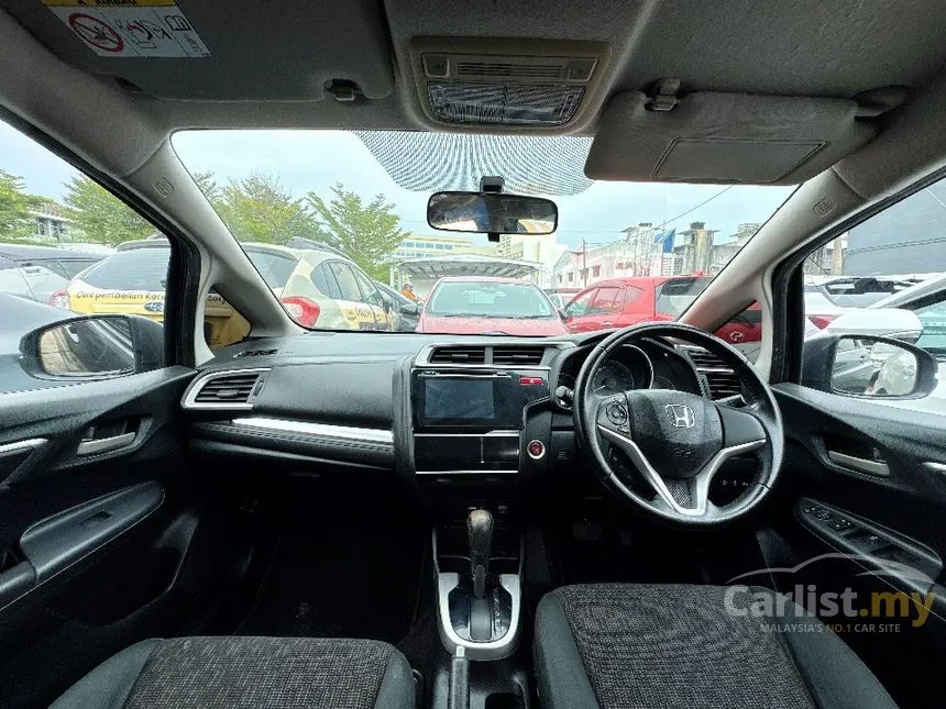 2015 Honda Jazz V Hatchback