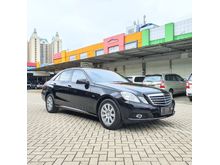 2010 Mercedes-Benz E200 CGI Sedan