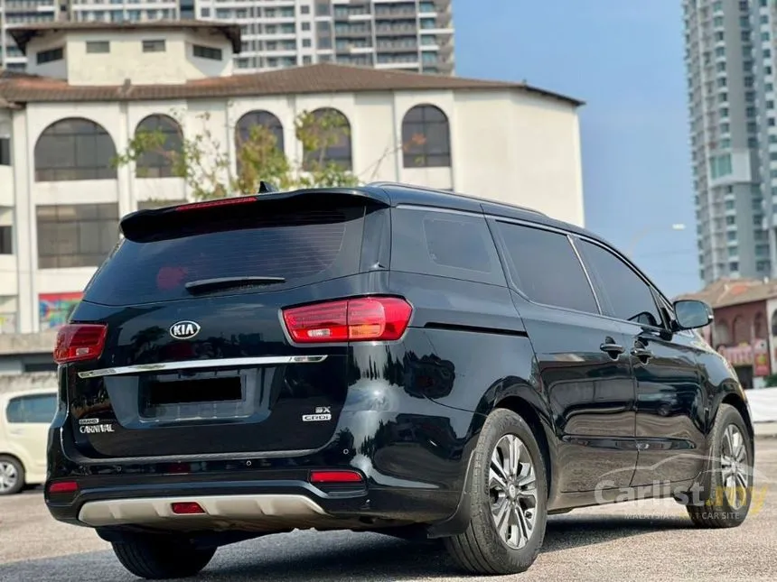 2018 Kia Grand Carnival SX CRDi MPV