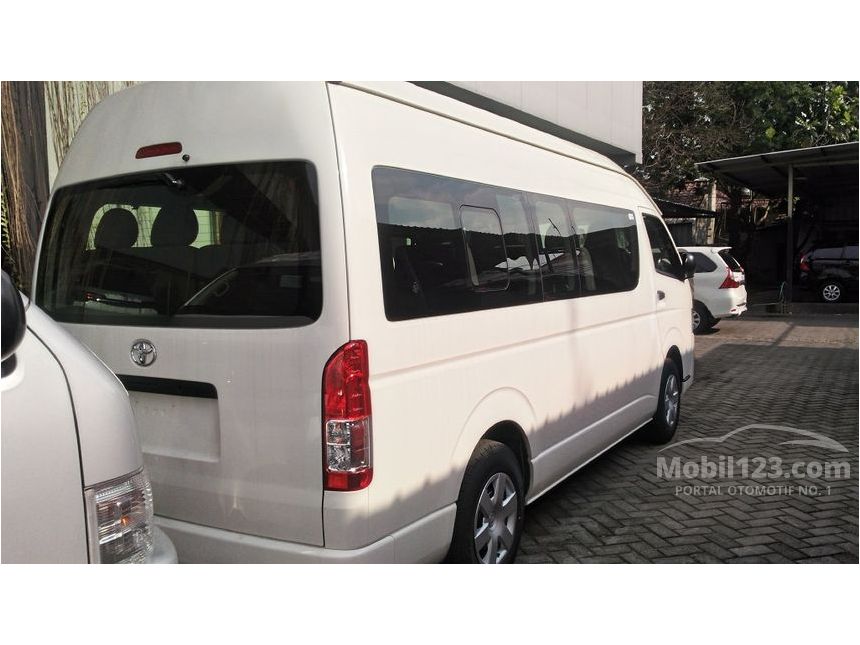 Jual Mobil Toyota Hiace 2018 Luxury 2.5 di Jawa Timur 