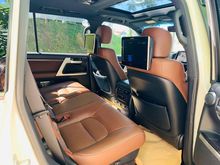 2016 Toyota Land Cruiser 4.6 ZX SUV UNREGISTER TOYOTA LANDCRUISER ZX 4.6 PETROL , BROWN COLOUR , REAR ENTERTAIMENT , COOL BOX , SUNROOF , NEW STOCK.