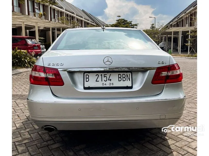 2010 Mercedes-Benz E250 CGI Sedan