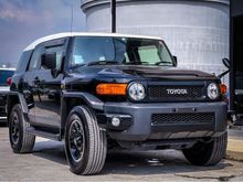 2016 Toyota FJ Cruiser 4.0 SUV Color Base