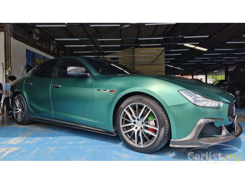 2015 Maserati Ghibli Sedan