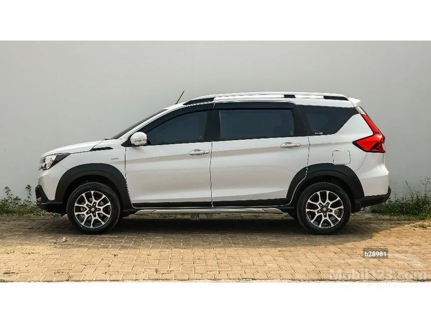 2023 Suzuki XL7 Zeta SUV