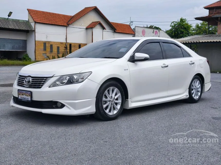 2014 Toyota CAMRY G Extremo Sedan